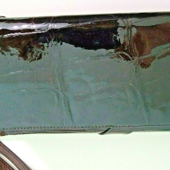 DIOR GAUCHO SHINY CROC EMBOSSED CLUTCH - Picture 4 of 9